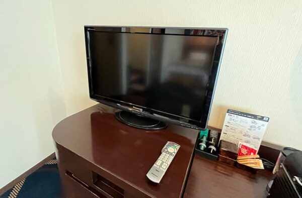 ロワジール スパタワー 那覇 客室 スーペリアツイン テレビ