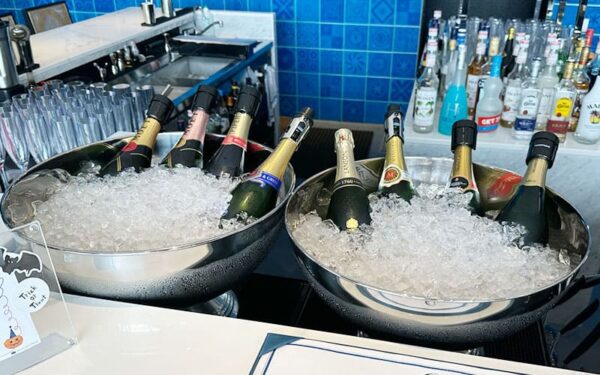 琉球ホテル＆リゾート 名城ビーチ VIPプールバー Oasis スイートルーム 特典 シャンパン 飲み放題 フリーフロー