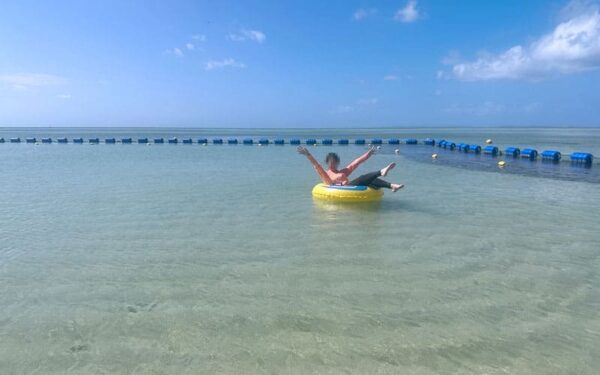 琉球ホテル＆リゾート 名城ビーチ プライベートビーチ 浮き輪