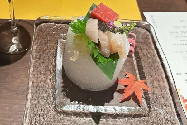 琉球ホテル＆リゾート 名城ビーチ レストラン ジャパニーズフュージョン かなざわ 御造り 氷鉢盛