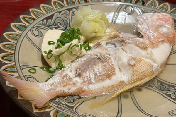 北谷町 砂辺 居酒屋 まぐろダイニング あまわり 沖縄近海魚のマース煮