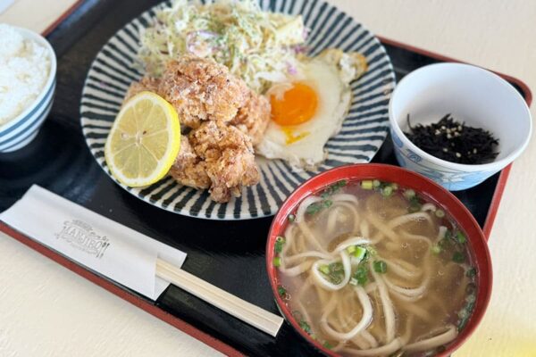 宜野座村 道の駅ぎのざ 食堂まんじろう からあげ定食