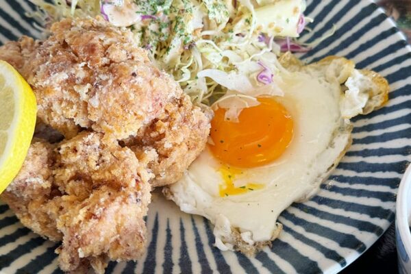 宜野座村 道の駅ぎのざ 食堂まんじろう からあげ定食 まんじろうからあげ 目玉焼き