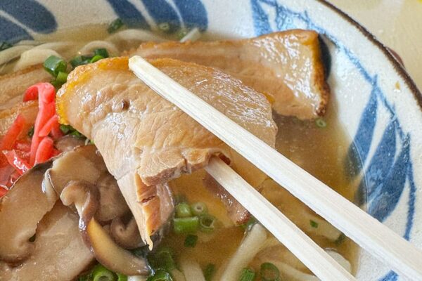 宜野座村 道の駅ぎのざ 食堂まんじろう 宜野座そば 三枚肉