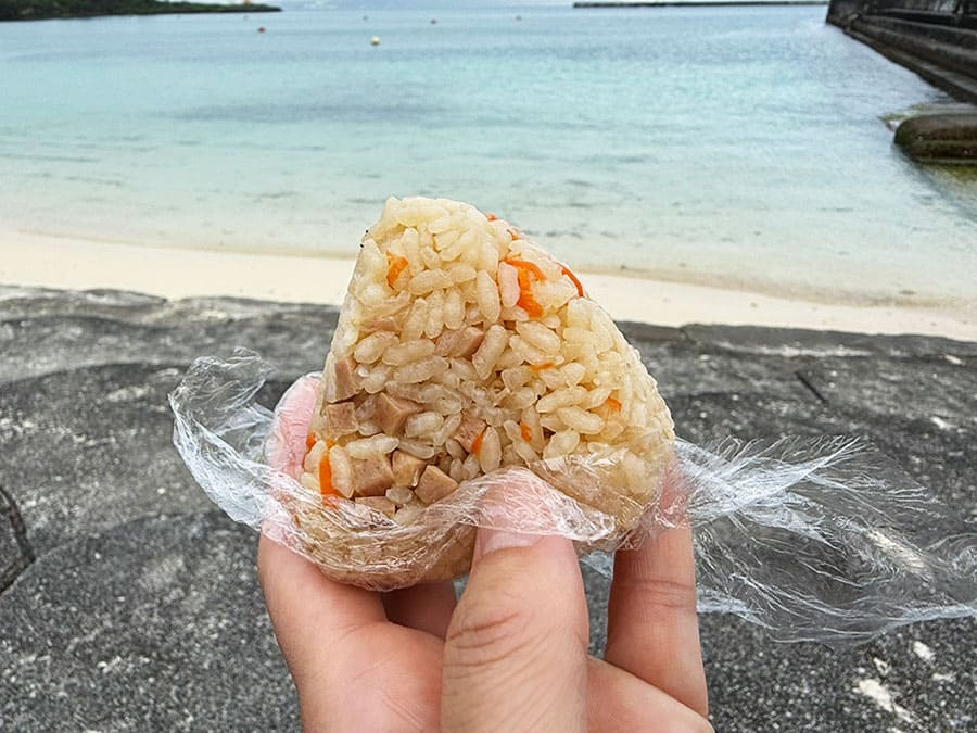 宮古島 朝食 くじら食堂 ポーク玉子おにぎり専門店 じゅーしー