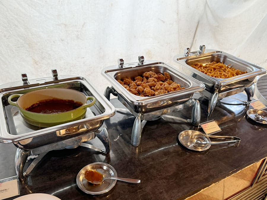 糸満市 サザンビーチホテル＆リゾート沖縄 ガーデン BBQ カレー 唐揚げ
