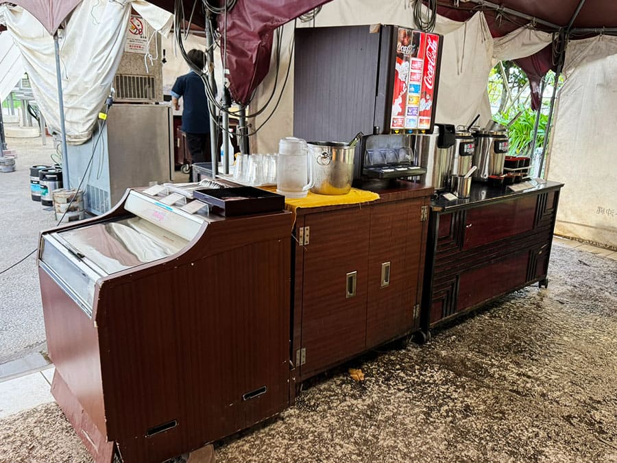 糸満市 サザンビーチホテル＆リゾート沖縄 ガーデン BBQ ドリンクコーナー