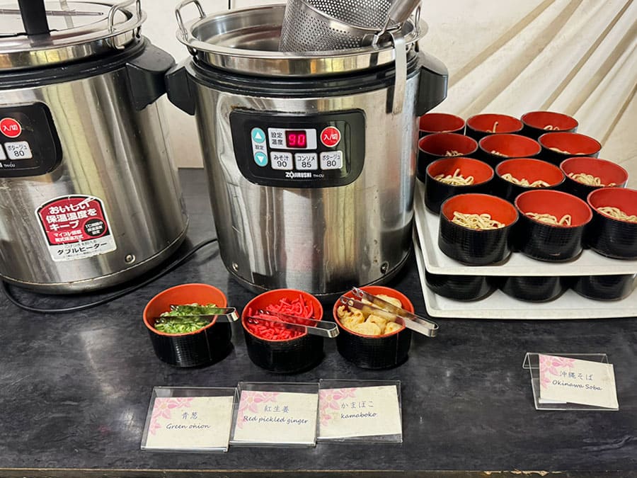 糸満市 サザンビーチホテル＆リゾート沖縄 ガーデン BBQ 沖縄そば