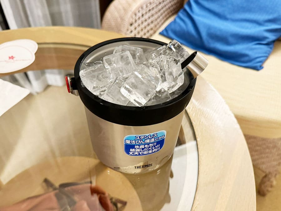 糸満市 サザンビーチホテル&リゾート沖縄 客室 スーペリア・オーシャン アイスペール 製氷機