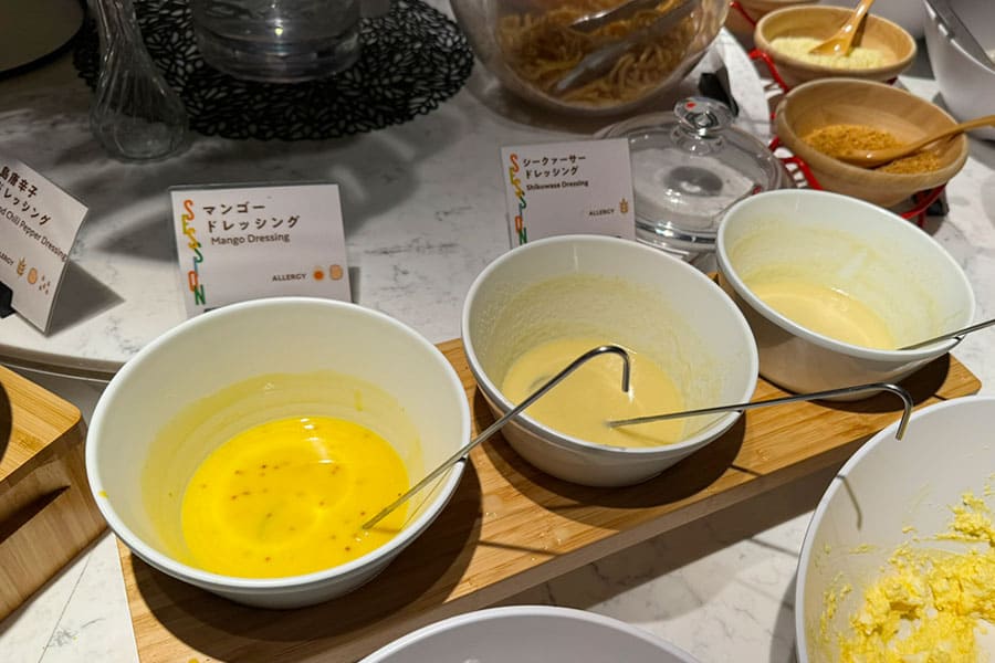名護市 許田 トゥインラインホテル 朝食 ビュッフェ サラダ ドレッシング