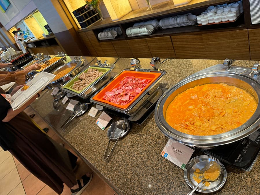 糸満市 サザンビーチホテル＆リゾート沖縄 オーシャンビューレストラン レイール 朝食 ビュッフェ