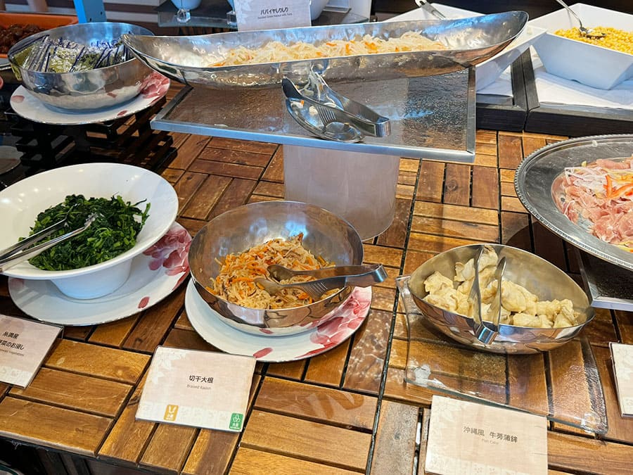 糸満市 サザンビーチホテル＆リゾート沖縄 オーシャンビューレストラン レイール 朝食 ビュッフェ