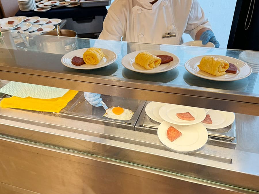 糸満市 サザンビーチホテル＆リゾート沖縄 朝食 ビュッフェ 沖縄料理 ポーク玉子