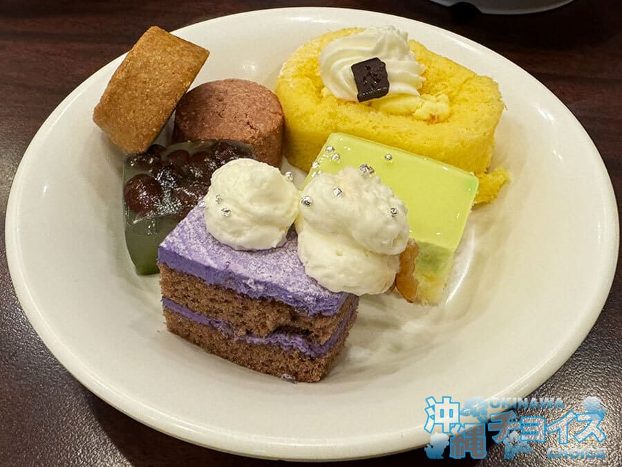 糸満市 サザンビーチホテル＆リゾート沖縄 夕食 デザート スイーツ