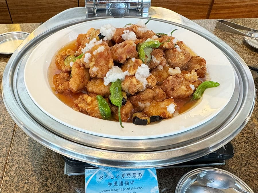 糸満市 サザンビーチホテル＆リゾート沖縄 ランチブッフェ おろしと夏野菜の和風唐揚げ