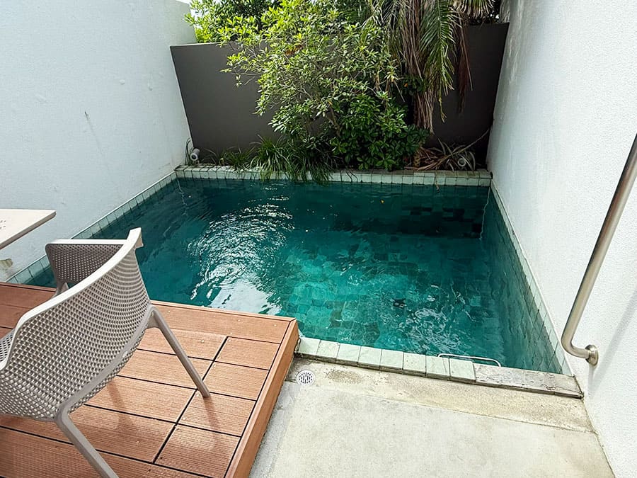 宮古島 ホテル ローカス 客室 プレミアプールルーム テラス プール プライベートプール