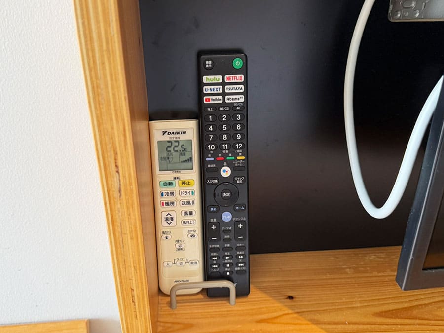 宮古島 ホテル ローカス 客室 プレミアプールルーム テレビ リモコン エアコン