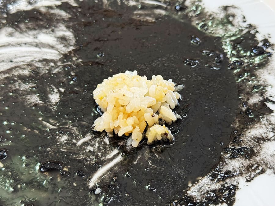 宮古島 すむばり食堂 墨入りタコ焼きそば 追い飯