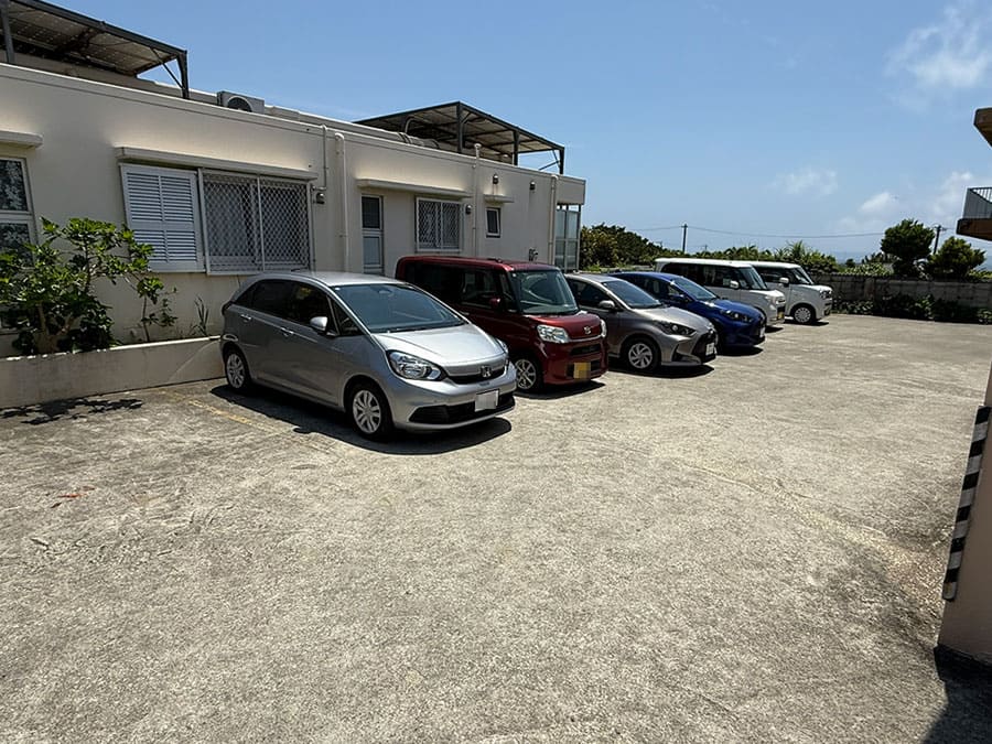 宮古島 すむばり食堂 外観 駐車場