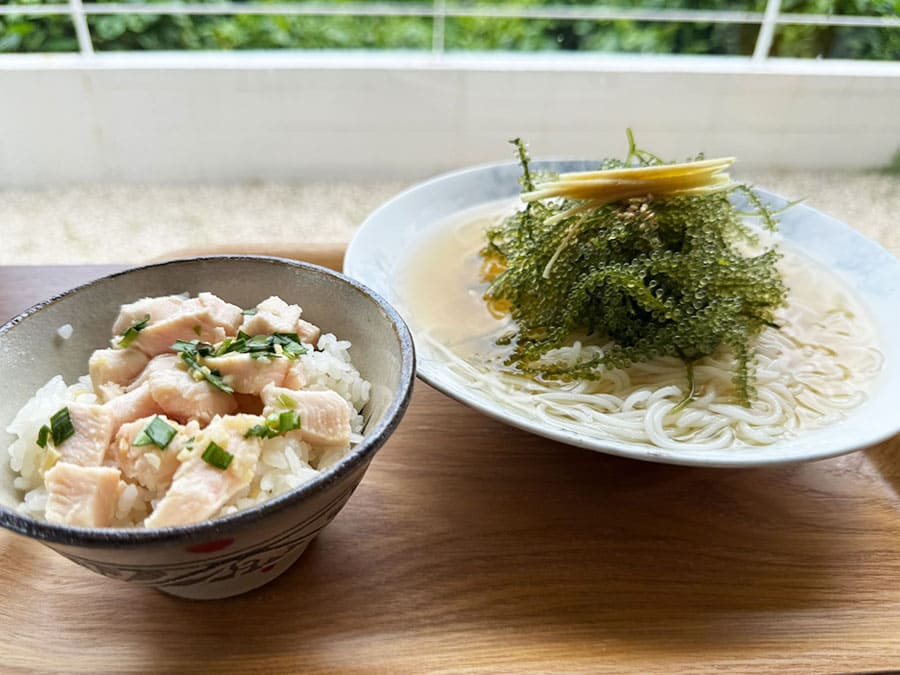 宮古島 宮古冷麺 ミニ丼 タイ風鶏飯