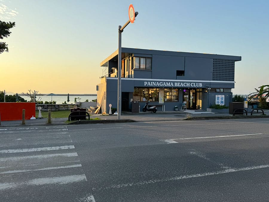 宮古島 宮古冷麺 ロバート馬場 プロデュース オーナー 店舗 外観 夕景