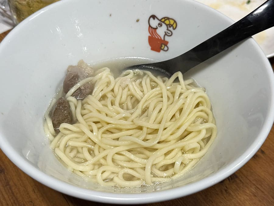 宮古島 平良 居酒屋めーめー ヤギ汁 めーめー麺