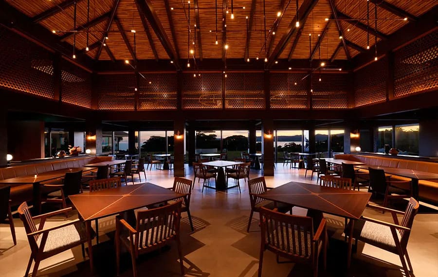 八重山諸島 小浜島 ラグジュアリーリゾートホテル はいむるぶし グリルレストラン ザ・ステーキ&グリル