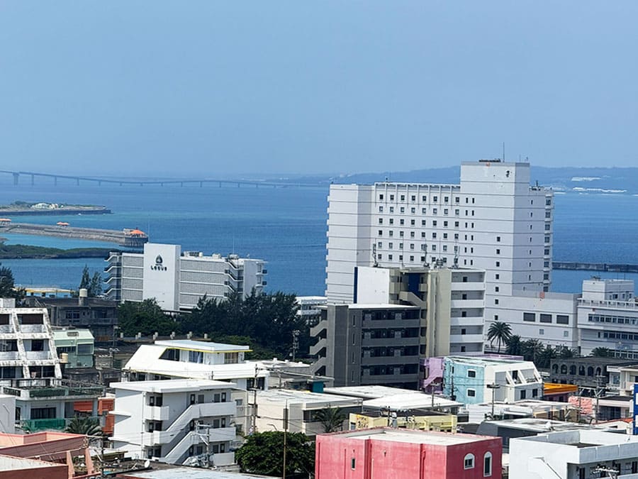 宮古島 平良 スマイルホテル宮古島 屋上テラス ルーフトップテラス 伊良部島 伊良部大橋 オーシャンビュー