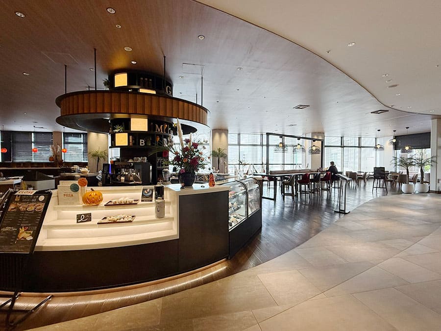 那覇市 ホテル ノボテル沖縄那覇 1F グルメバー