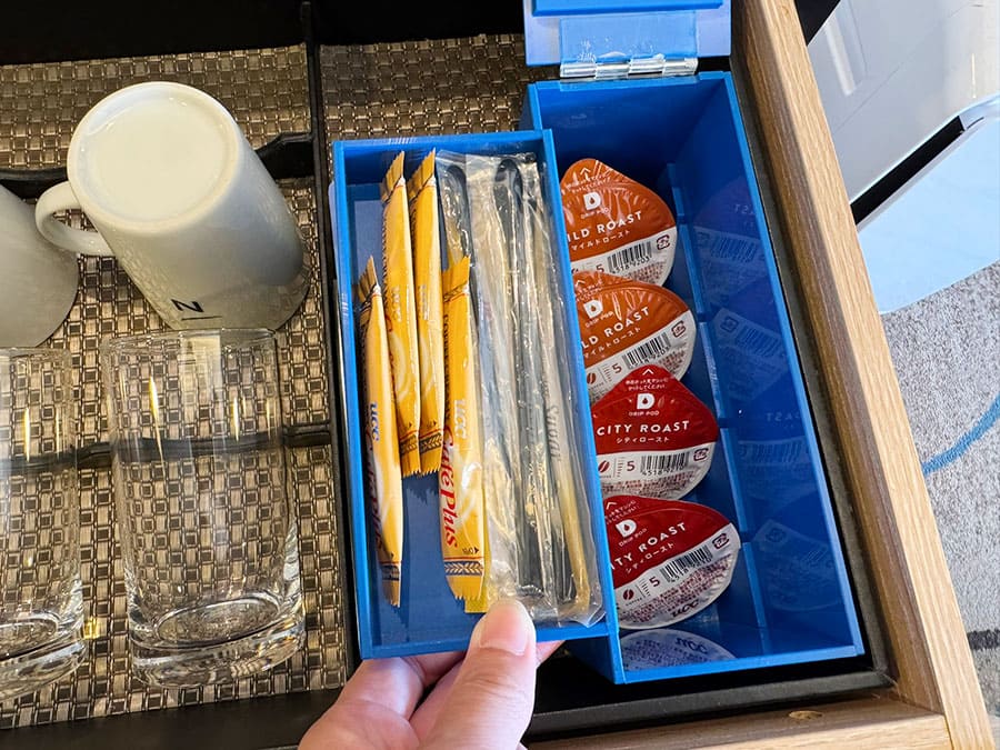 ノボテル沖縄那覇 客室 スタンダードツイン コーヒーセット