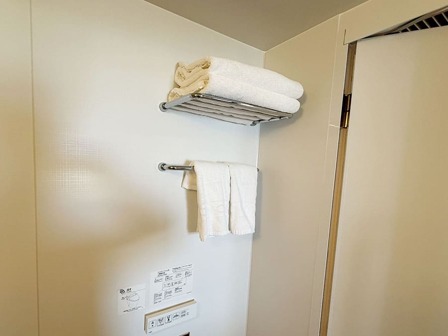 ノボテル沖縄那覇 客室 スタンダードツイン パウダールーム タオル