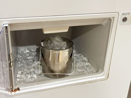 那覇市 ホテル ノボテル沖縄那覇 2F ランドリーコーナー 製氷機