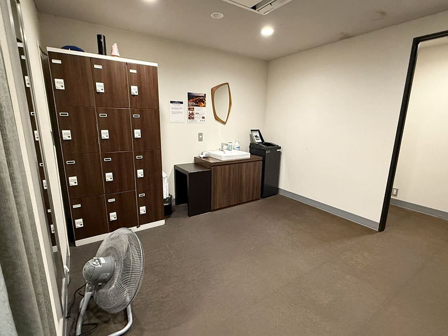 ノボテル沖縄那覇 プール 更衣室 脱衣所