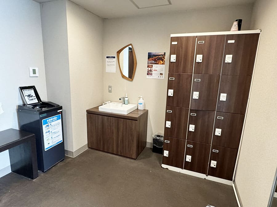 ノボテル沖縄那覇 プール 女性更衣室 脱衣所