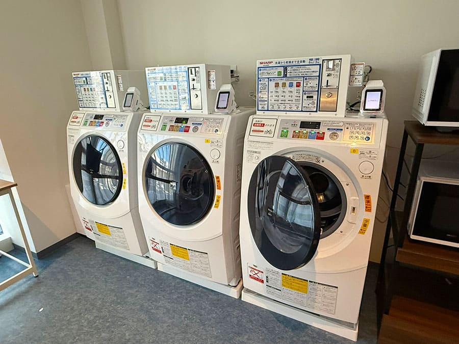 那覇市 ラ・ジェント・ホテル沖縄那覇 2階 コインランドリー 全自動 洗濯乾燥洗剤付き