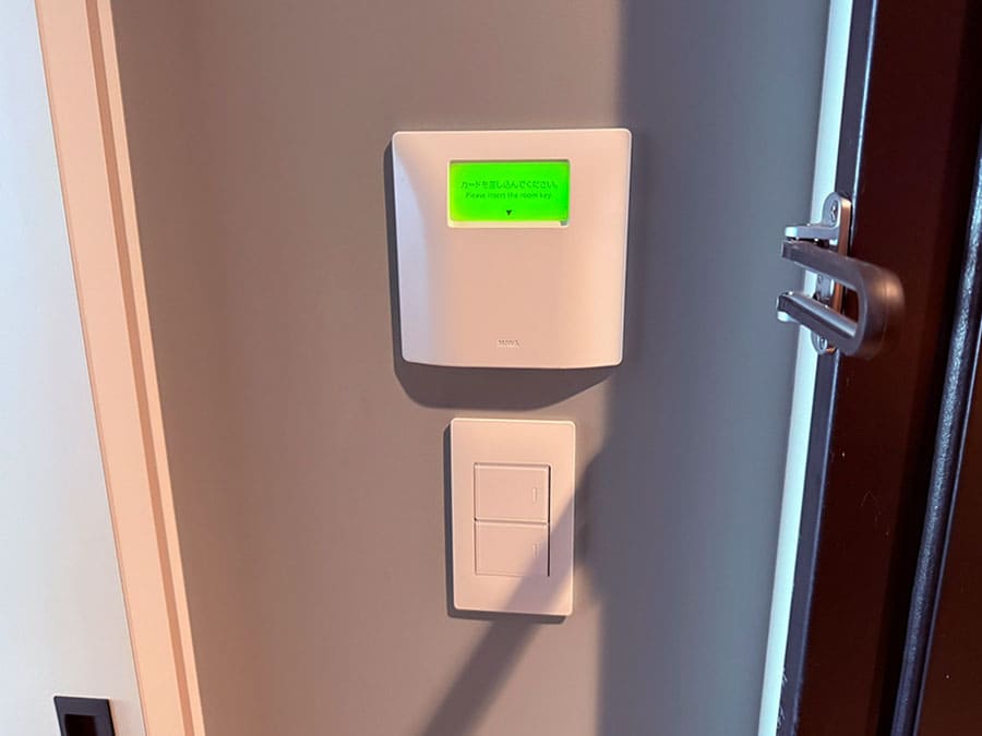 那覇市 ラ・ジェント・ホテル沖縄那覇 客室 モデレートツイン カードキー ルームキー カード差し込み 電源